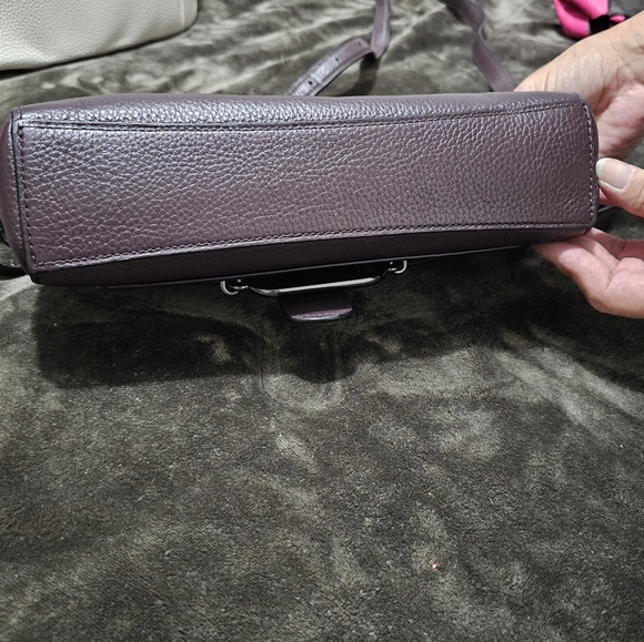 Authentic Coach Handbag, Crossbody - Picture 8 of 10